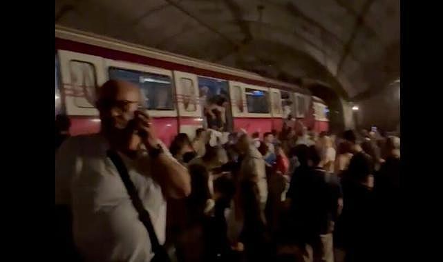 Kadıköy-Sabiha Gökçen Havalimanı Hattı'nda metro raydan çıktı