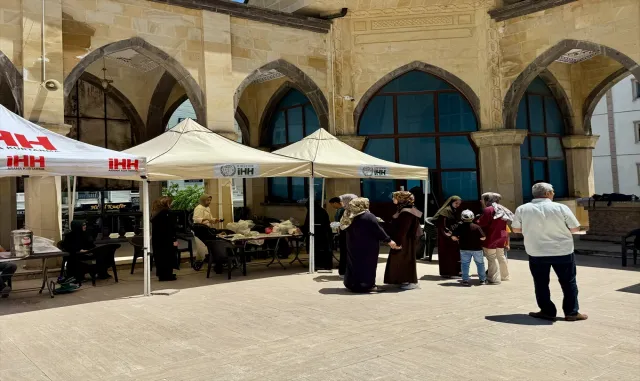 Kırşehir'de hafızlık öğrencileri yararına kermes düzenlendi