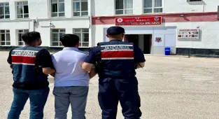 Kırşehir'de hakkında 12 yıl hapis cezası bulunan firari yakalandı