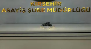 Kırşehir'de ruhsatsız tabanca ele geçirildi