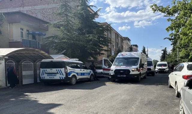 Malatya'da aile içi silahlı kavgada ölen anne ve kızının cenazeleri toprağa verildi (GÜNCELLEME)