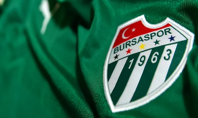 Bursaspor Zeki Yavru'yu kadrosuna kattı