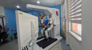 Eskişehir'de pediatrik robotik yürüme rehabilitasyon hizmeti başladı 