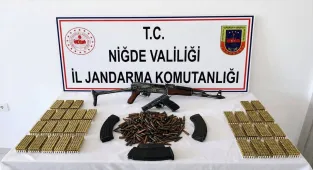 Niğde'de ruhsatsız silah operasyonunda 2 kişi yakalandı