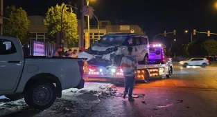 Sakarya'da hafif ticari araçla 2 motosikletin çarpıştığı kazada 1 kişi öldü (GÜNCELLEME)