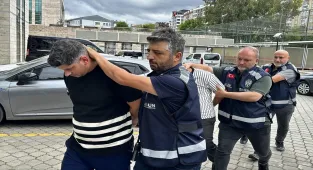 Samsun'da 1 kişinin öldüğü silahlı kavgayla ilgili gözaltına alınan 4 zanlı adliyede