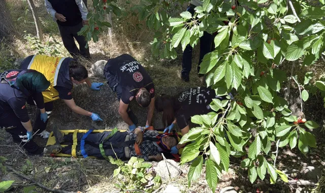 Malatya'da yangına giden itfaiye aracının devrilmesi sonucu 3 kişi yaralandı
