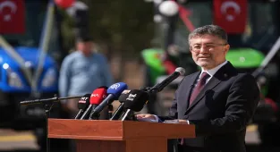 Tarım ve Orman Bakanı Yumaklı, partisinin Uşak İl Danışma Meclisi Toplantısı’nda konuştu