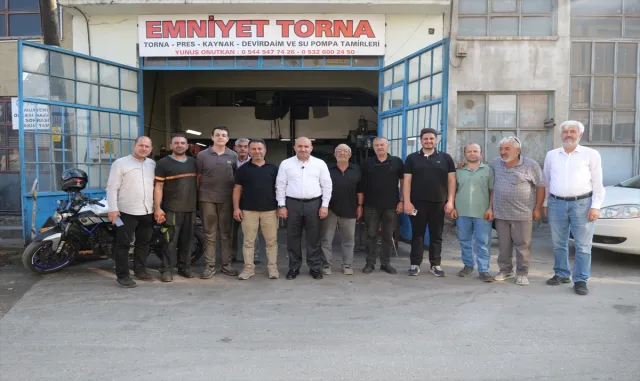 AK Parti Eskişehir İl Başkanı Albayrak, Küçük Sanayi Sitesi esnafını ziyaret etti