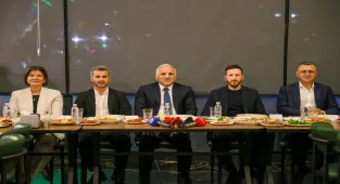 Amed Sportif Faaliyetler ile Erzurumspor FK yöneticileri yemekte buluştu