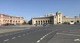 Azerbaycan Cumhurbaşkanı Müşaviri Hacıyev'e göre, Ermenistan'daki anayasa değişikliği barışın önünü açabilir: