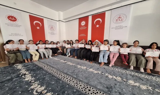 Bahşılı'da yaz Kur'an kursları kapanış programı düzenlendi