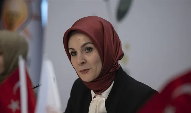 Aile ve Sosyal Hizmetler Bakanı Göktaş Van'da ziyaretlerde bulundu