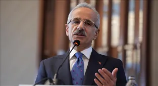Bakan Uraloğlu, Yerköy-Kayseri Yüksek Hızlı Tren Hattı'nda çalışmaların yarılandığını duyurdu: