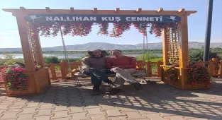 Bisiklet turu yapan Hollandalı turistler Nallıhan Kuş Cenneti'ni ziyaret etti