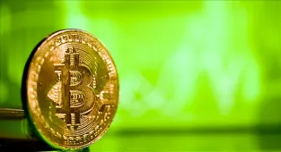 Bitcoin mayıstan bu yana ilk kez 80 bin doların üzerine yükseldi