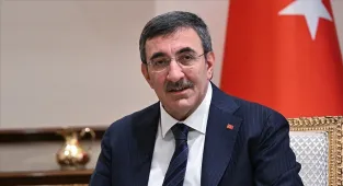 Cumhurbaşkanı Yardımcısı Yılmaz, canlı yayında soruları yanıtladı: (2)
