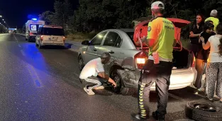 Eskişehir'de 2 otomobilin çarpıştığı kazada 1 kişi yaralandı