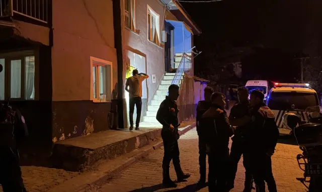 Fatih'te 1 kişinin öldüğü, 1 kişinin yaralandığı kavgaya ilişkin 8 şüpheli yakalandı