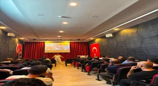 Eskişehir'de ceza infaz kurumlarında tutuklu ve hükümlülere aile iletişimi eğitimi verildi