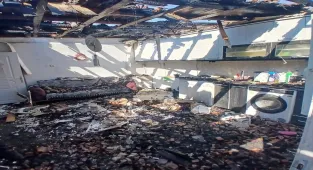 Eskişehir'de çıkan yangında tek katlı ev kullanılmaz hale geldi 