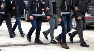 Eskişehir'de uyuşturucu operasyonunda yakalanan 2 zanlı tutuklandı (GÜNCELLEME)