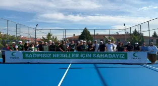 Eskişehir'de Yeşilay Zafer Kupası Tenis Turnuvası başladı 