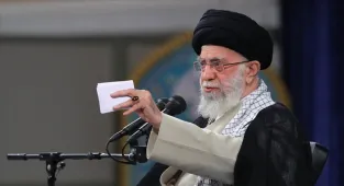 İran lideri Hamaney'in gönderdiği heyet, Irak'ta Haşdi Şabi Başkanı ile görüştü