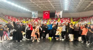 Kırıkkale'de 500 kadın sporla buluştu