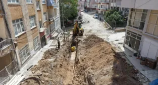 Kırıkkale'de arıza veren içme suyu şebeke ve kanalizasyon hatları yenileniyor