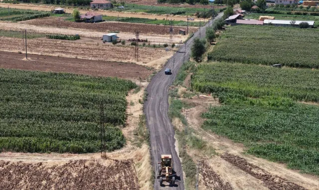 Kırıkkale’de yol çalışmaları sürüyor