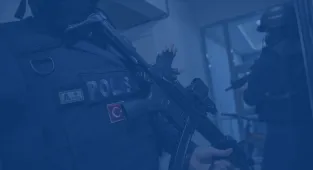 Kırmızı bültenle aranan organize suç örgütü elebaşı Serkan Kurtuluş'un Türkiye'ye iadesi sağlandı