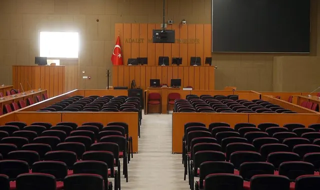 Macaristan Parlamentosu, eski Yüksek Mahkeme Başkanı Baka'yı ülkenin yeni cumhurbaşkanı seçti