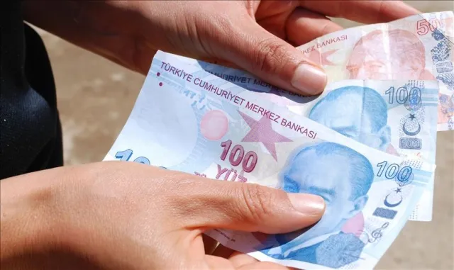 Mersin'de tefecilik operasyonunda yakalanan 4 zanlıdan 3'ü tutuklandı