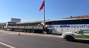 Muğla'daki trafik kazasında hayatını kaybeden polis memuru Siverek'te toprağa verildi
