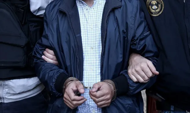 Niğde'de husumetlisinin evinin önünde silahla ateş eden zanlı tutuklandı