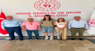 Niğdeli voleybolcu Belinay Akkuş, Beşiktaş'a transfer oldu