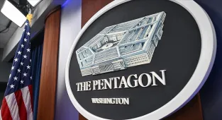 Pentagon'un, İran'la savaşta azalan mühimmat stoku için savunma şirketlerinden hızlanmalarını istediği bildirildi