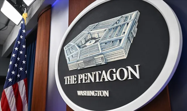 Pentagon'un, İran'la savaşta azalan mühimmat stoku için savunma şirketlerinden hızlanmalarını istediği bildirildi