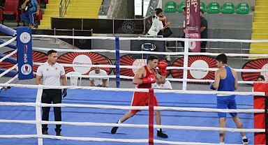 Rize'deki Yeşilay 23 Yaş Altı Türkiye Ferdi Boks Şampiyonası başladı