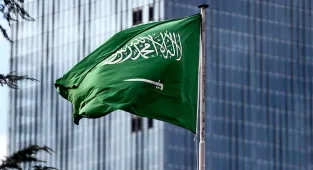 DÜZELTME - Türkiye, Suudi Arabistan ve Pakistan üçlü savunma anlaşması imzalayacak başlıklı haberimizin 2. paragrafında sehven yer alan Cidde ismi Suudi Arabistan olarak düzeltilmiştir