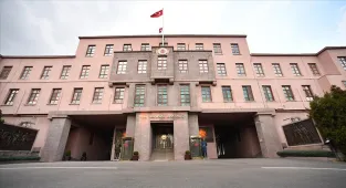Son Dakika Gelişmesi! MSB: Patriot Hava Savunma Sistemlerinin Kerpe Adası'ndan Girit'e taşınması kararını, mevcut yanlış uygulamadan geri dönülmesi yönünde olumlu bir adım olarak değerlendiriyoruz