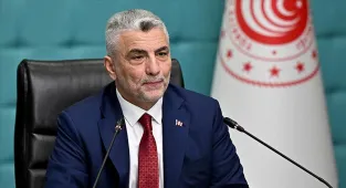 Son Dakika Gelişmesi! Bolat: (Temmuz itibarıyla) Yıllıklandırılmış ihracatımız 278,6 milyar dolarla bugüne kadar elde ettiğimiz en yüksek yıllık mal ihracat rakamına ulaştık