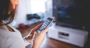 Sosyal medya çocukların beden algısını ve öz saygısını olumsuz etkileyebiliyor