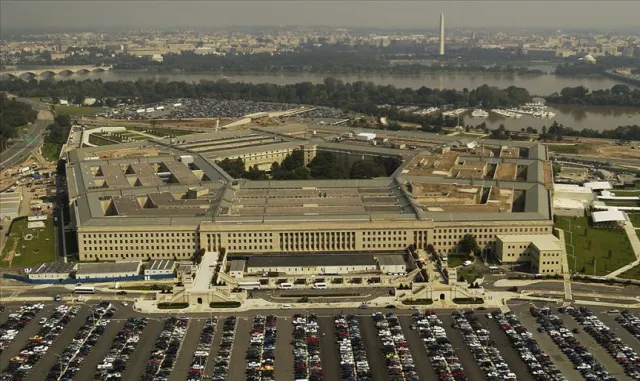WP: Pentagon, İran'la savaş sona erdiğinde Körfez'deki ABD askeri varlığını azaltmayı değerlendiriyor