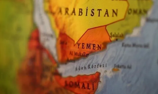 Yemen'deki Husiler Suudi Arabistan'a ait ikinci bir gemiyi daha hedef aldıklarını açıkladı