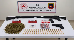 Antalya'da uyuşturucu operasyonunda 20 zanlı yakalandı