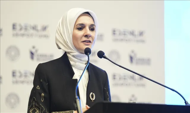 Bakan Göktaş Kuzey Makedonya'da ikili görüşmelerde bulundu