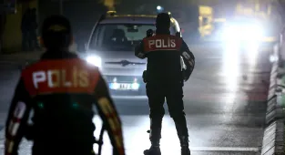 Beyoğlu'nda dron destekli asayiş ve huzur uygulaması yapıldı