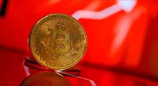 Bitcoin, ETF girişleri ve makroekonomik gelişmelerle 8 ayın en yüksek seviyesine çıktı